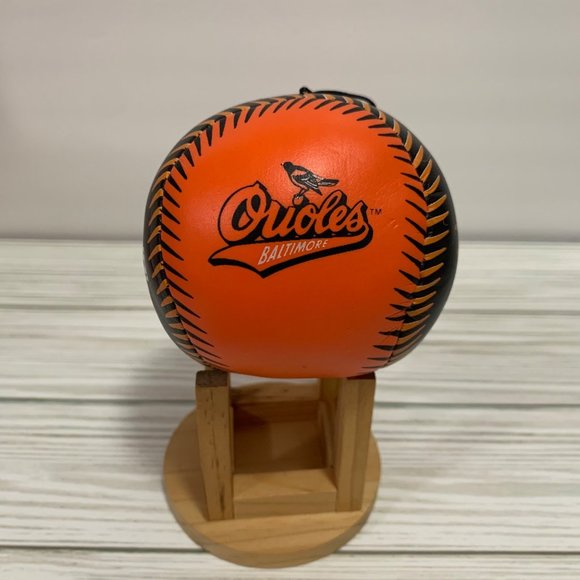 Vintage 1992 Good Stuff Sports Stuff MLB Baltimore Orioles Vinyl Plush Ball - Picture 1 of 5